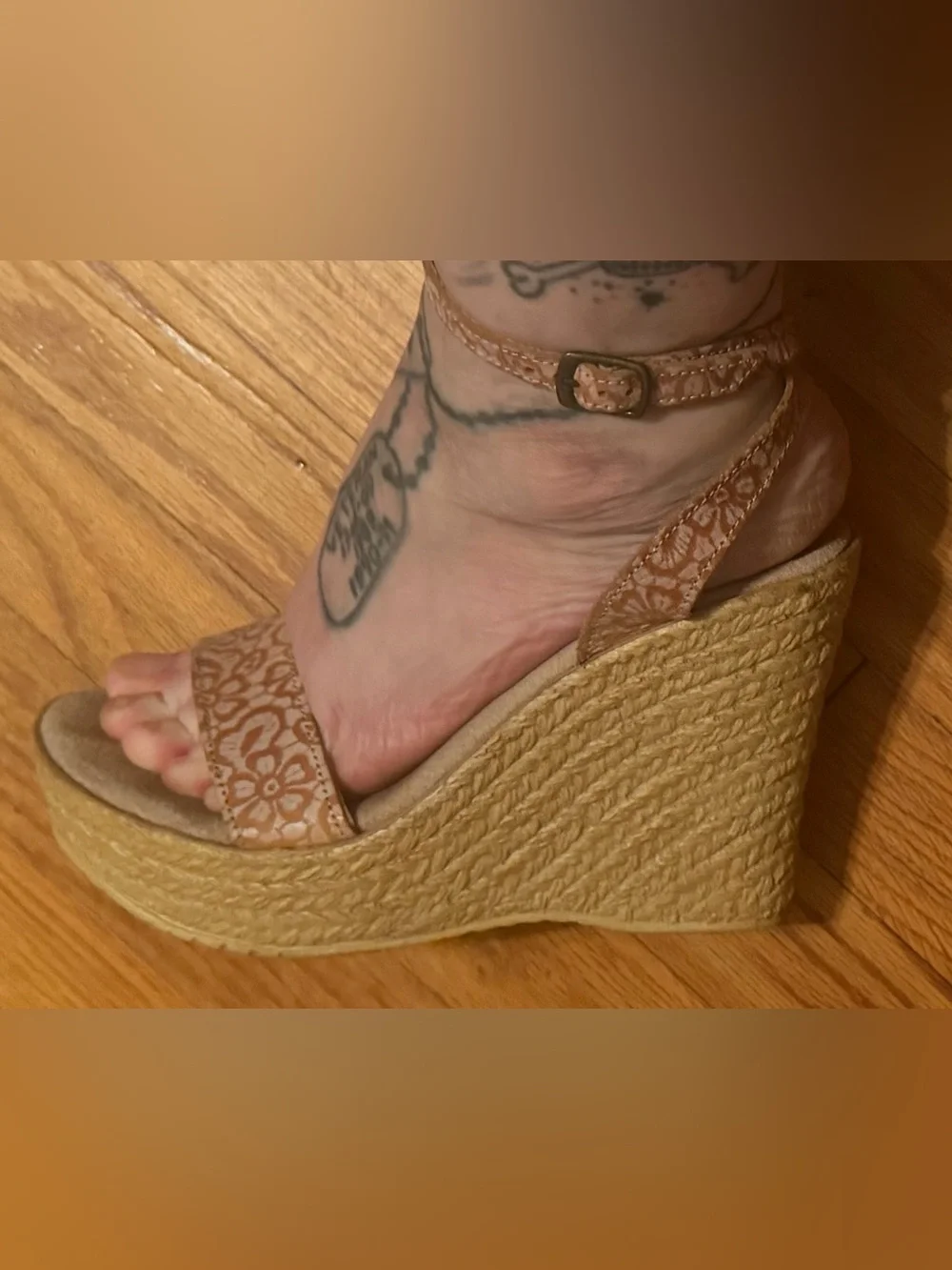 Women's Tan Espadrille Wedge Sandals - Stylish Ankle Strap